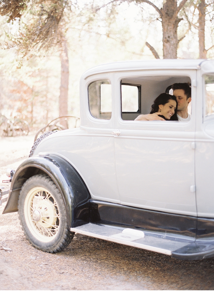 Vale-and-Vine-Fine-Art-Weddings