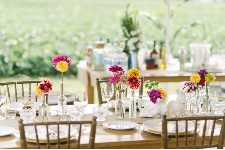 Country-Wedding-Table-Setting