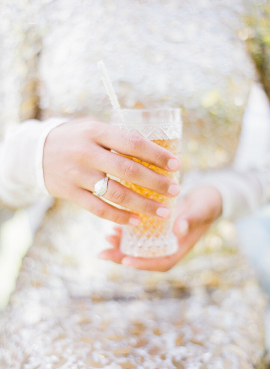 Gold-dress-and-cocktail