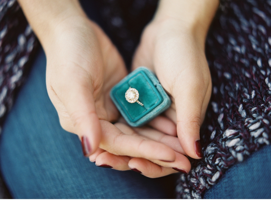 Engagement-Ring-with-Decorative-Box