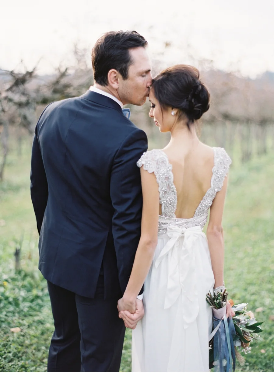 Vale-and-Vine-Winter-Wedding