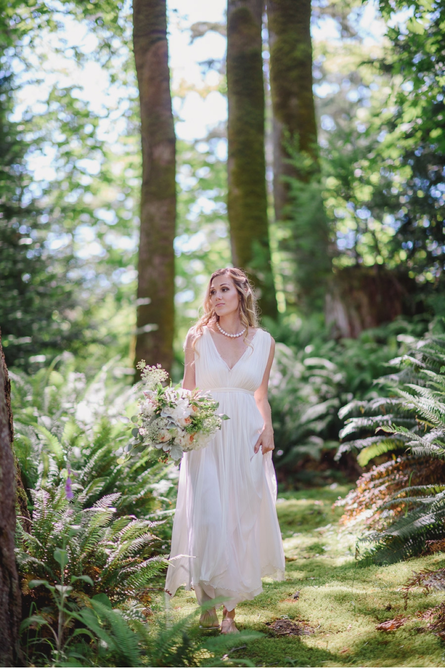 Forest-and-Ferns-Wedding-Inspiration