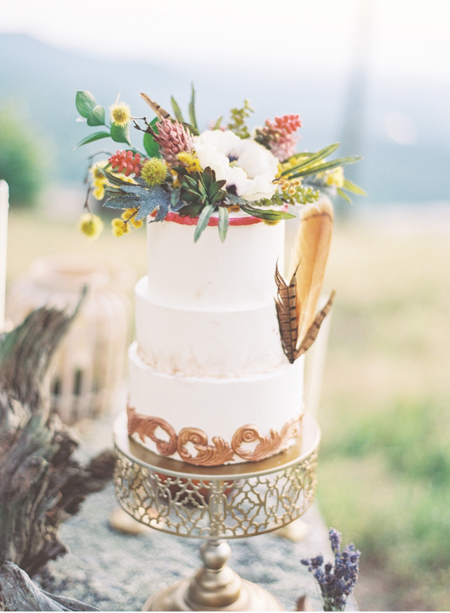 Wildflower-Wedding-Cake