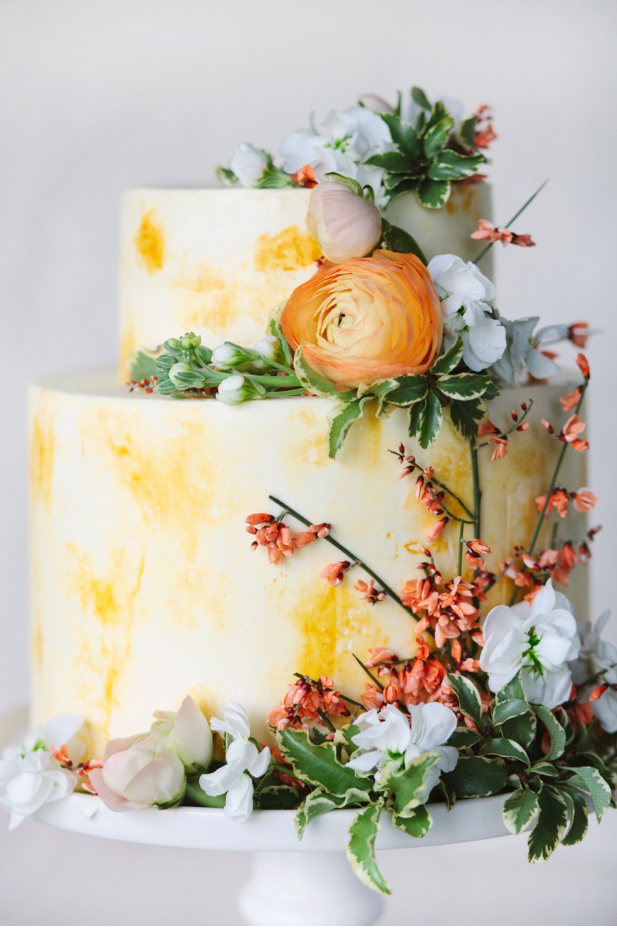 Autumn-Inspired-Tiered-Wedding-Cake