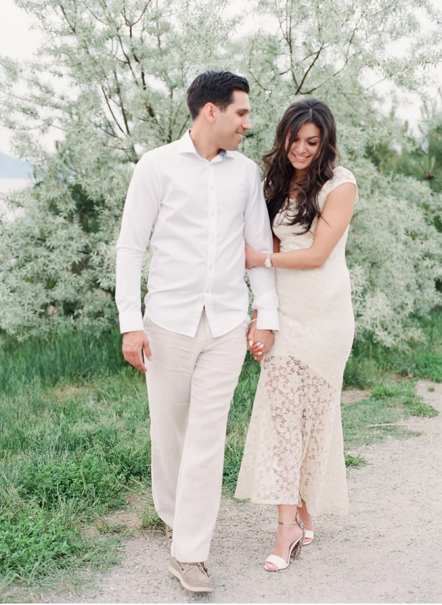 Couple-in-white-with-Russian-Olive-Tree