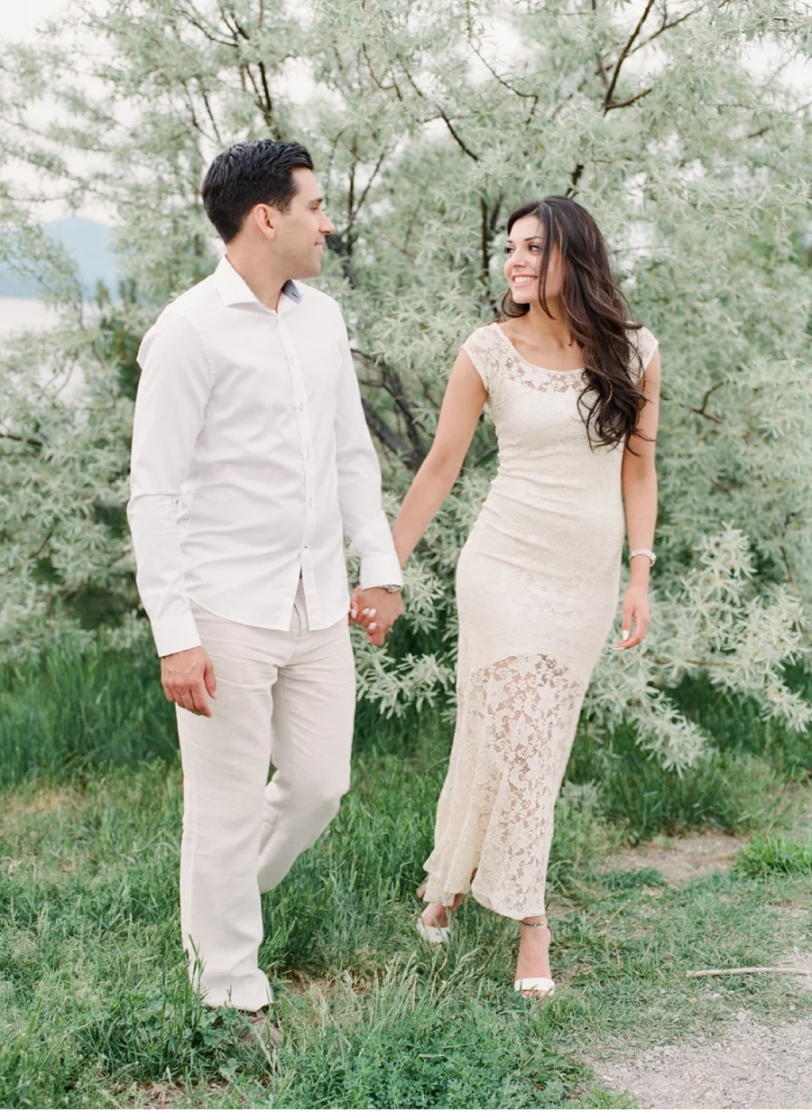 Vale-and-Vine-Wedding-Blog