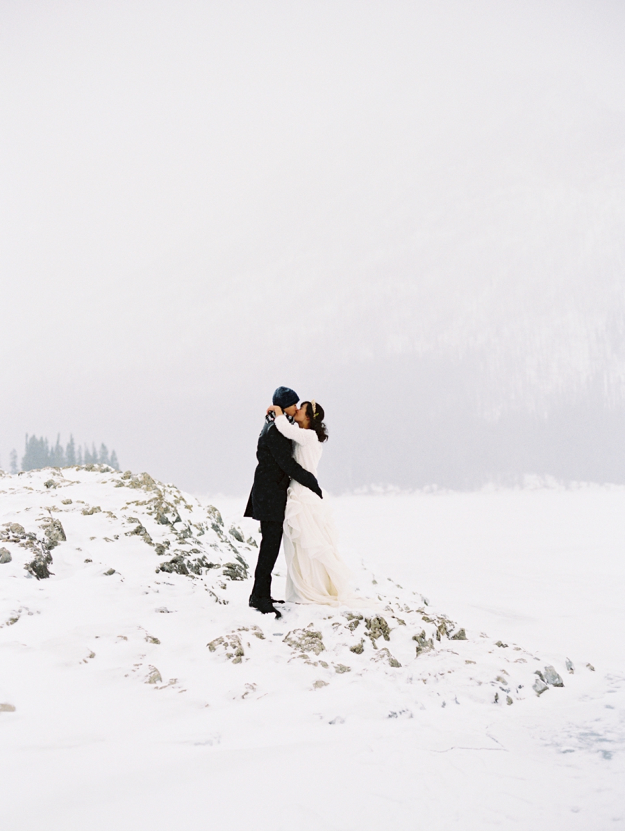 Canadian-Fine-Art-Wedding-Blog