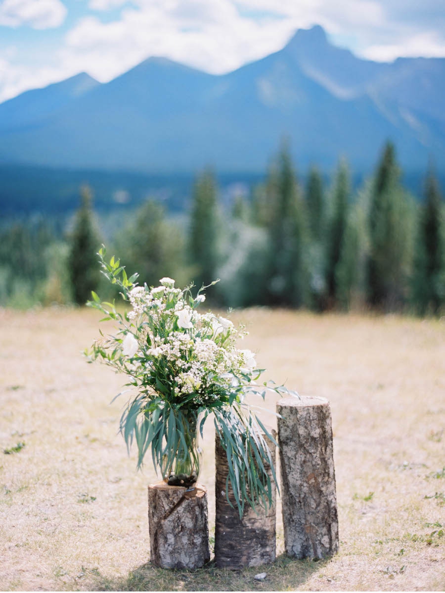 Rustic-Outdoor-Ceremony-Inspiration