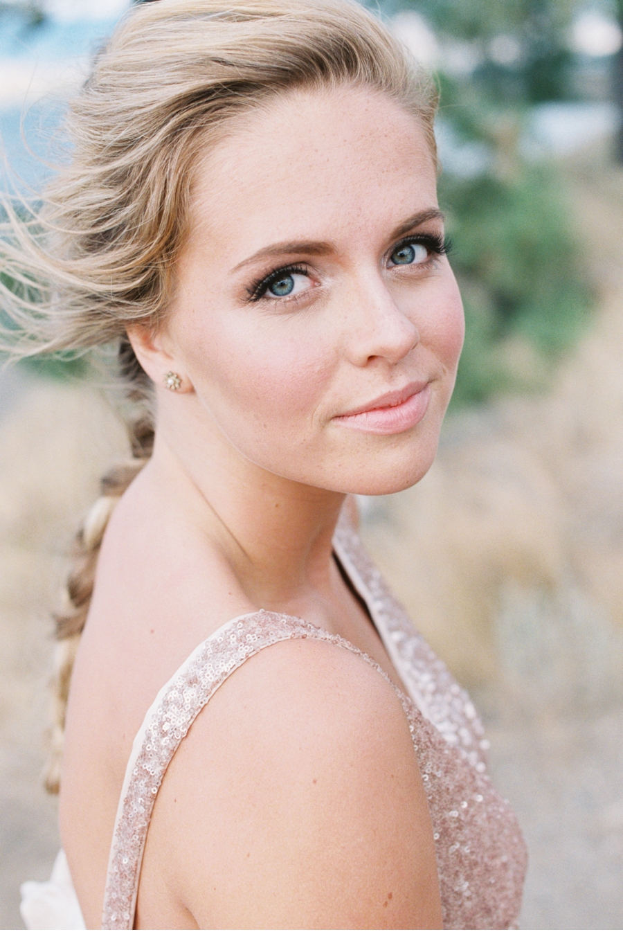 Vale-and-Vine-Wedding-Blog