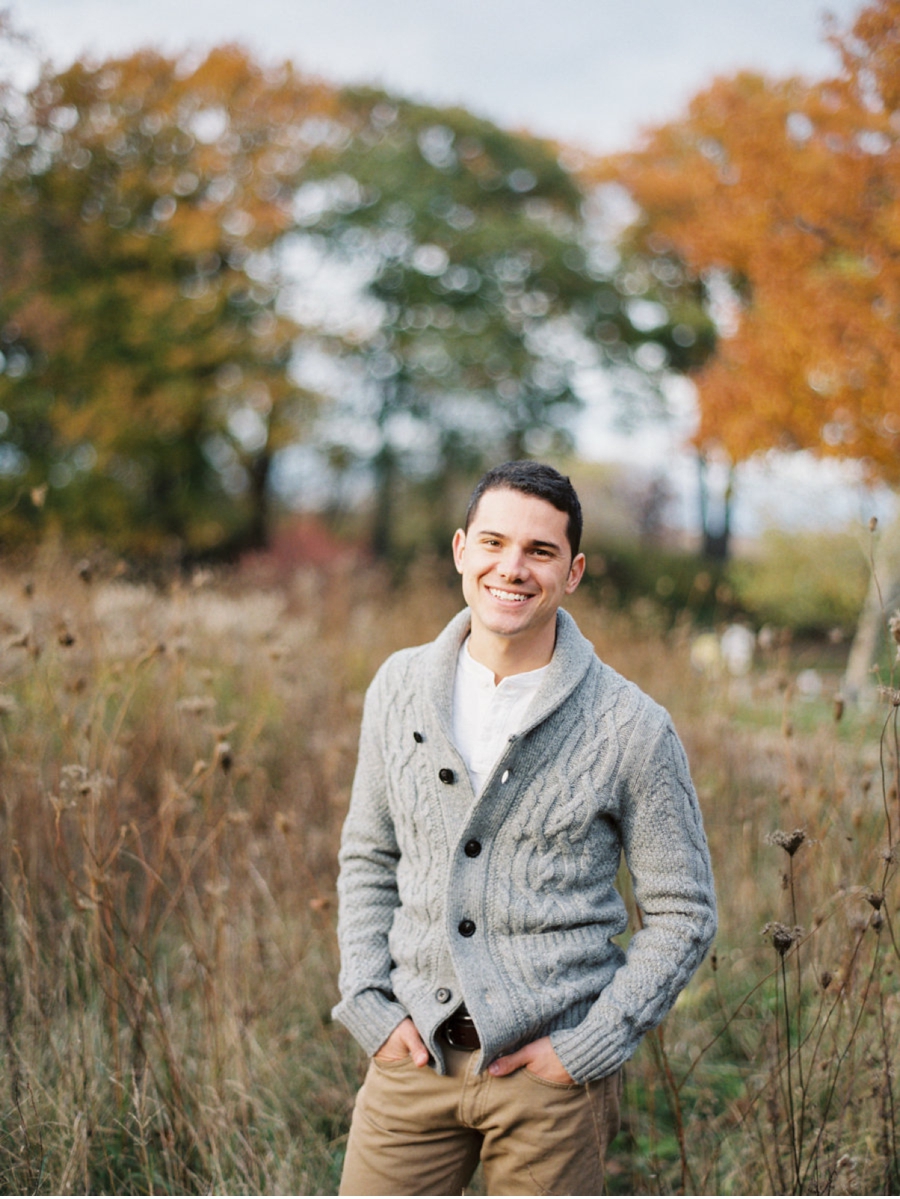 Fall-Foliage-Relaxed-Engagement-Session