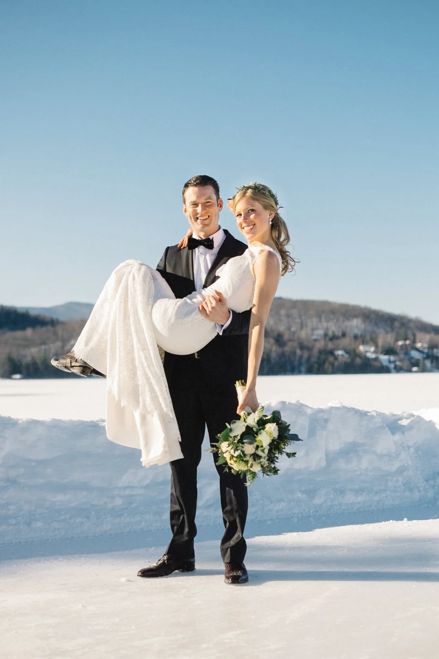 Intimate Winter Wedding in Quebec