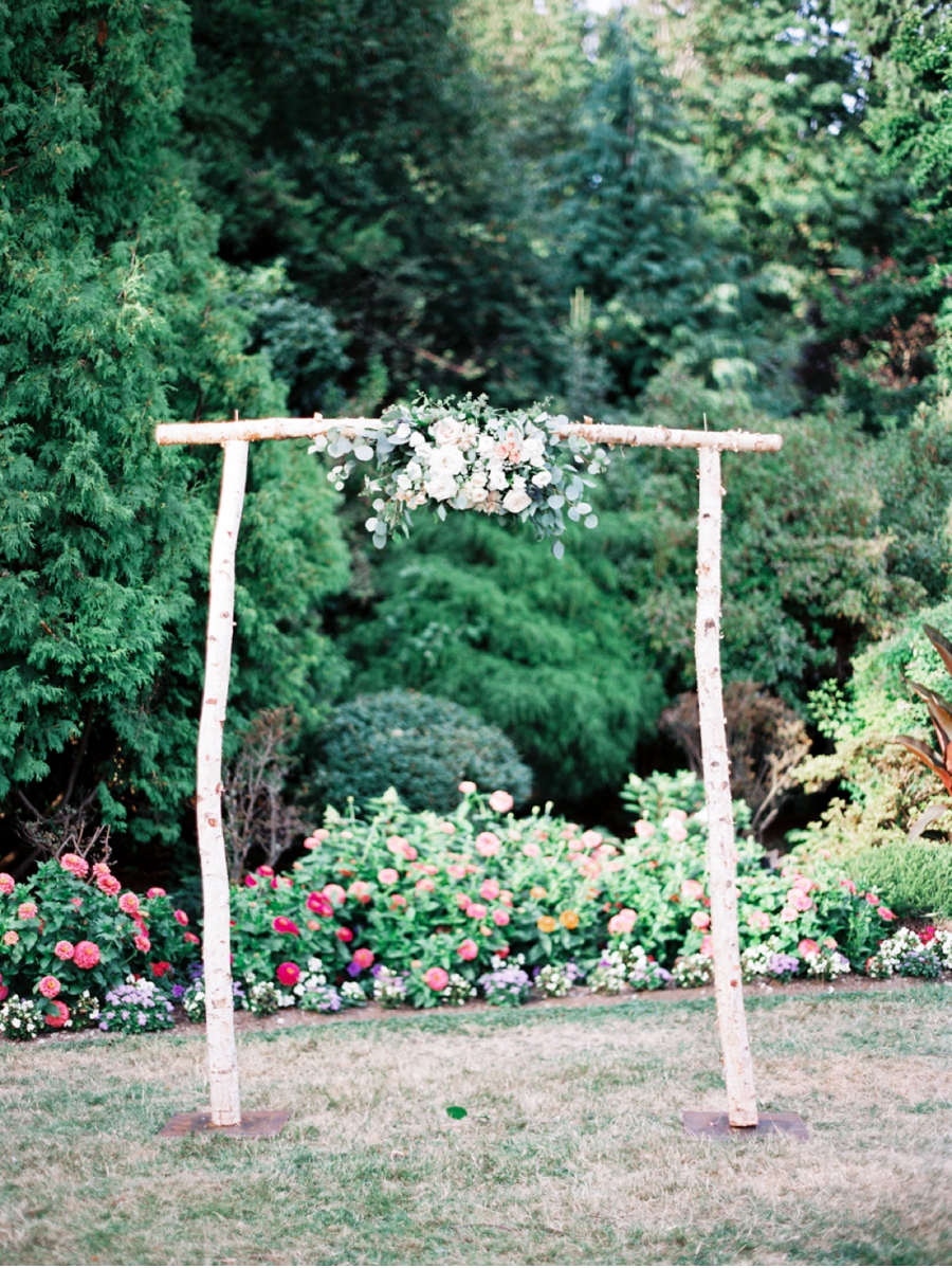 Floral-Ceremony-Arch