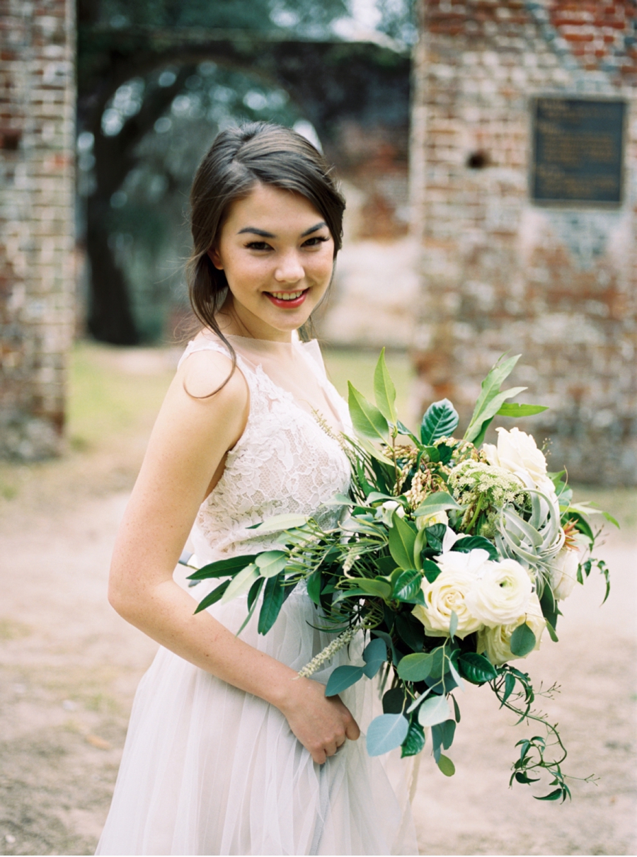 Loose-Floral-Bouquet