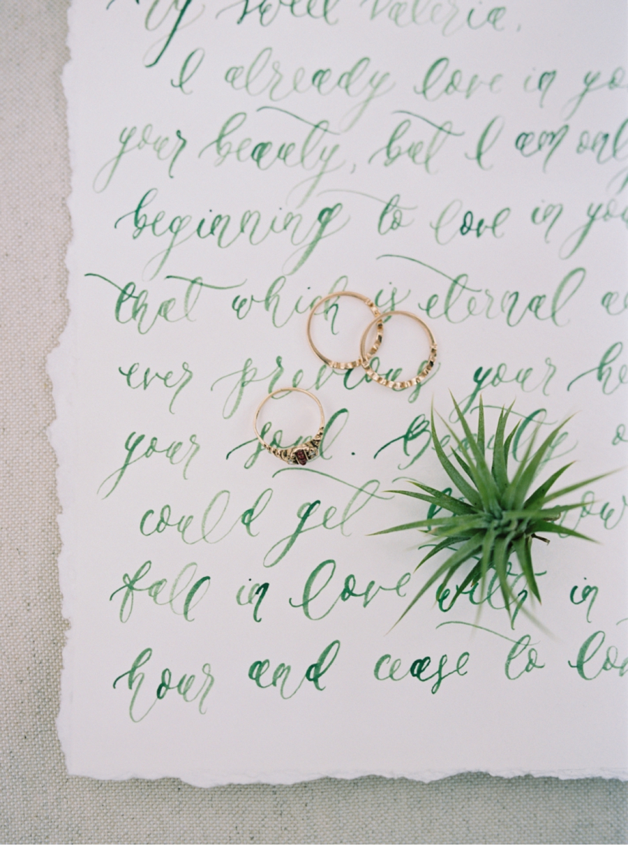 Wedding-Rings-and-Love-Letter