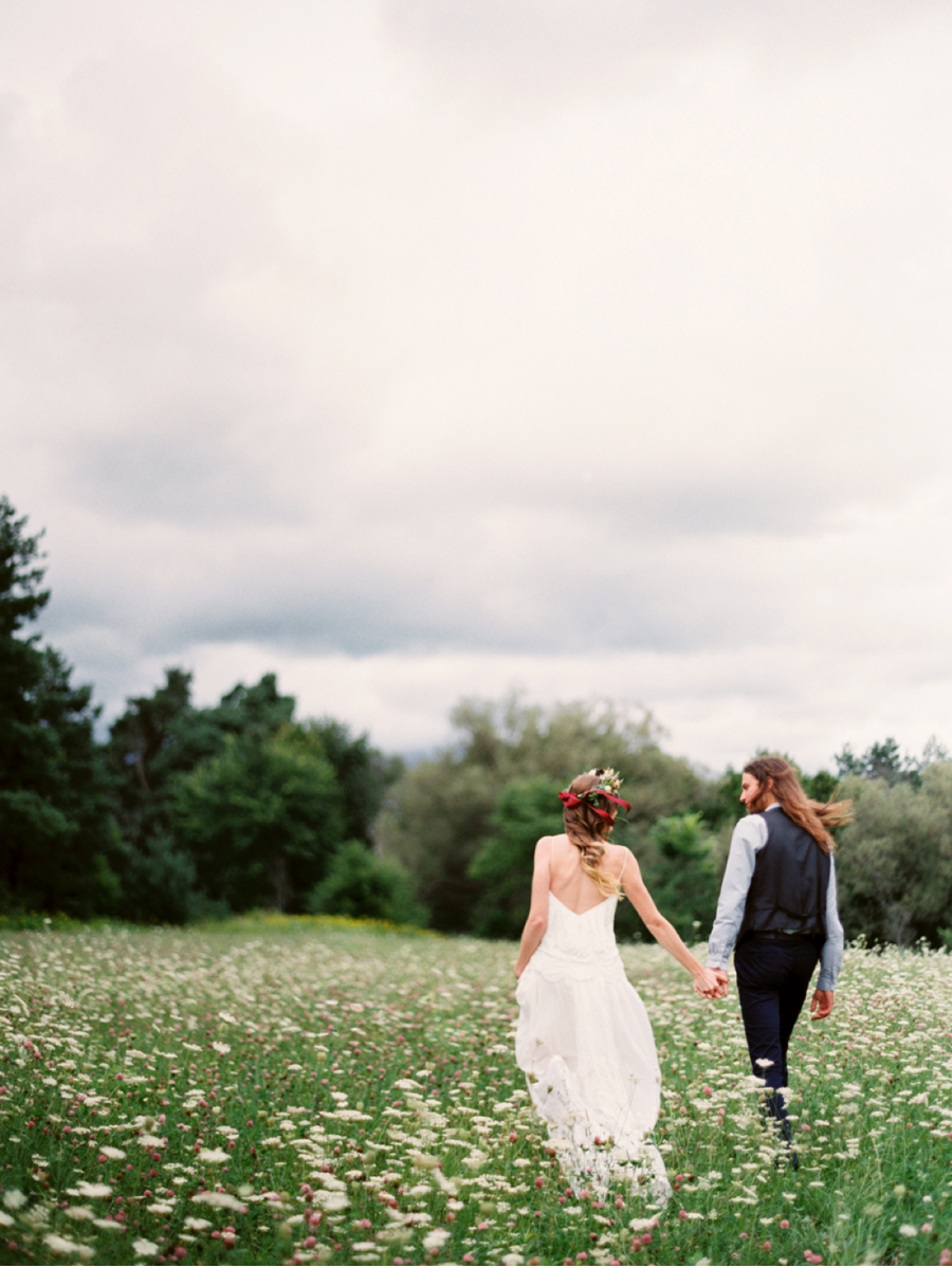 Vale-and-Vine-Wedding-Blog