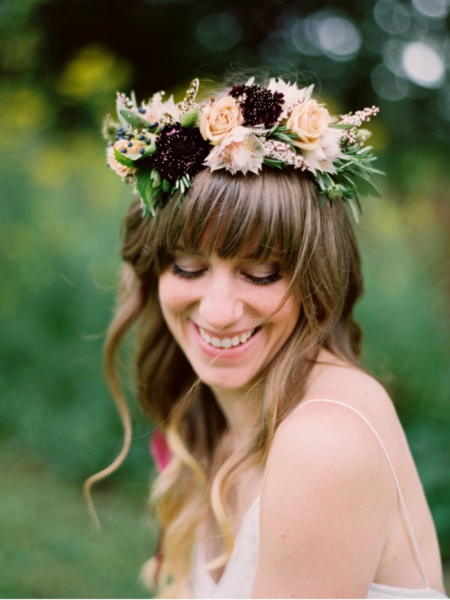 Bride-with-Bohemian-Floral-Crown