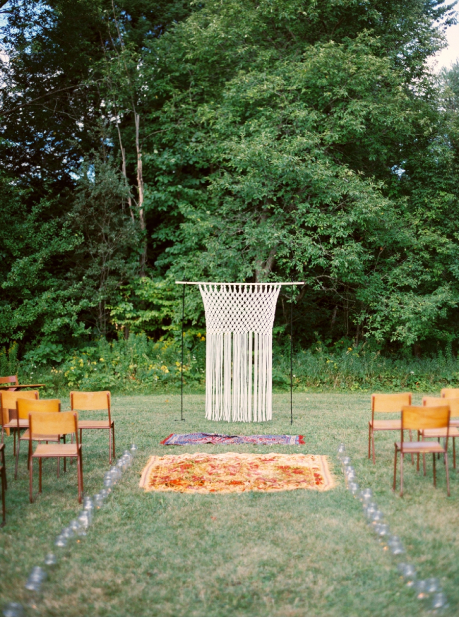 Macrame-Wedding-Ceremony-Backdrop