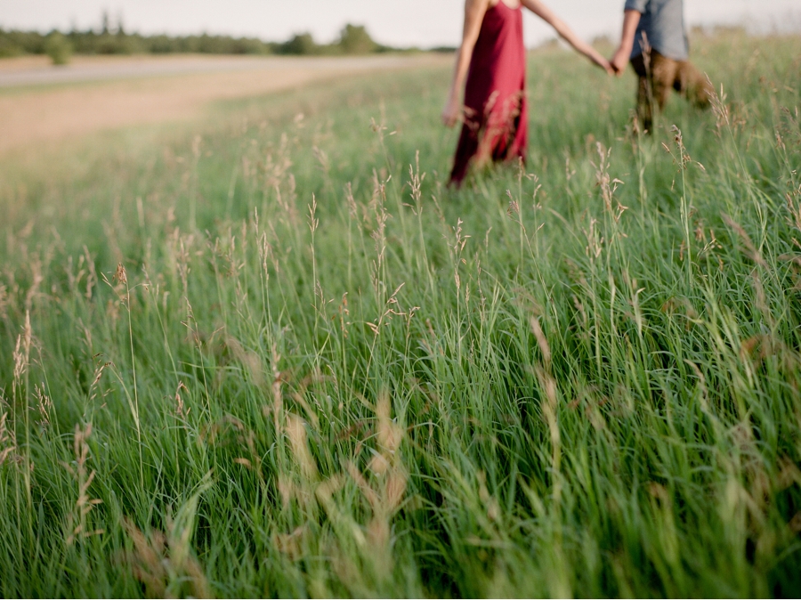 Engagement-Portraits-on-the-Canadian-Prairies