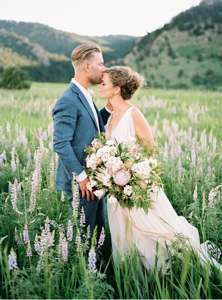 Colorado-Elopement-in-a-Meadow