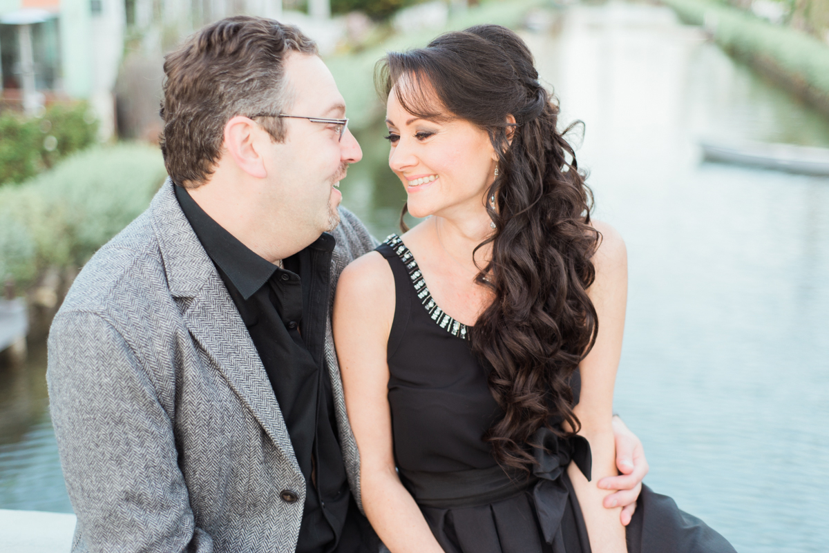 venice_canals_engagement_session-2.jpg