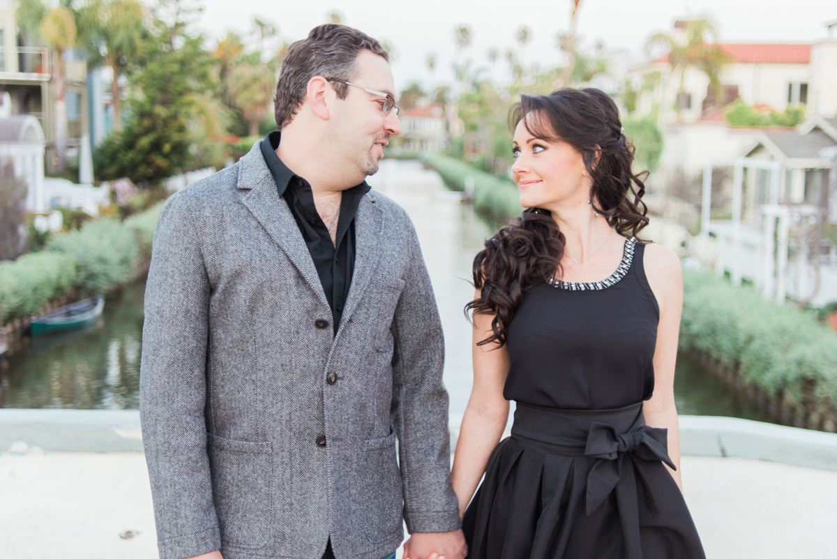 venice_canals_engagement_session-4.jpg