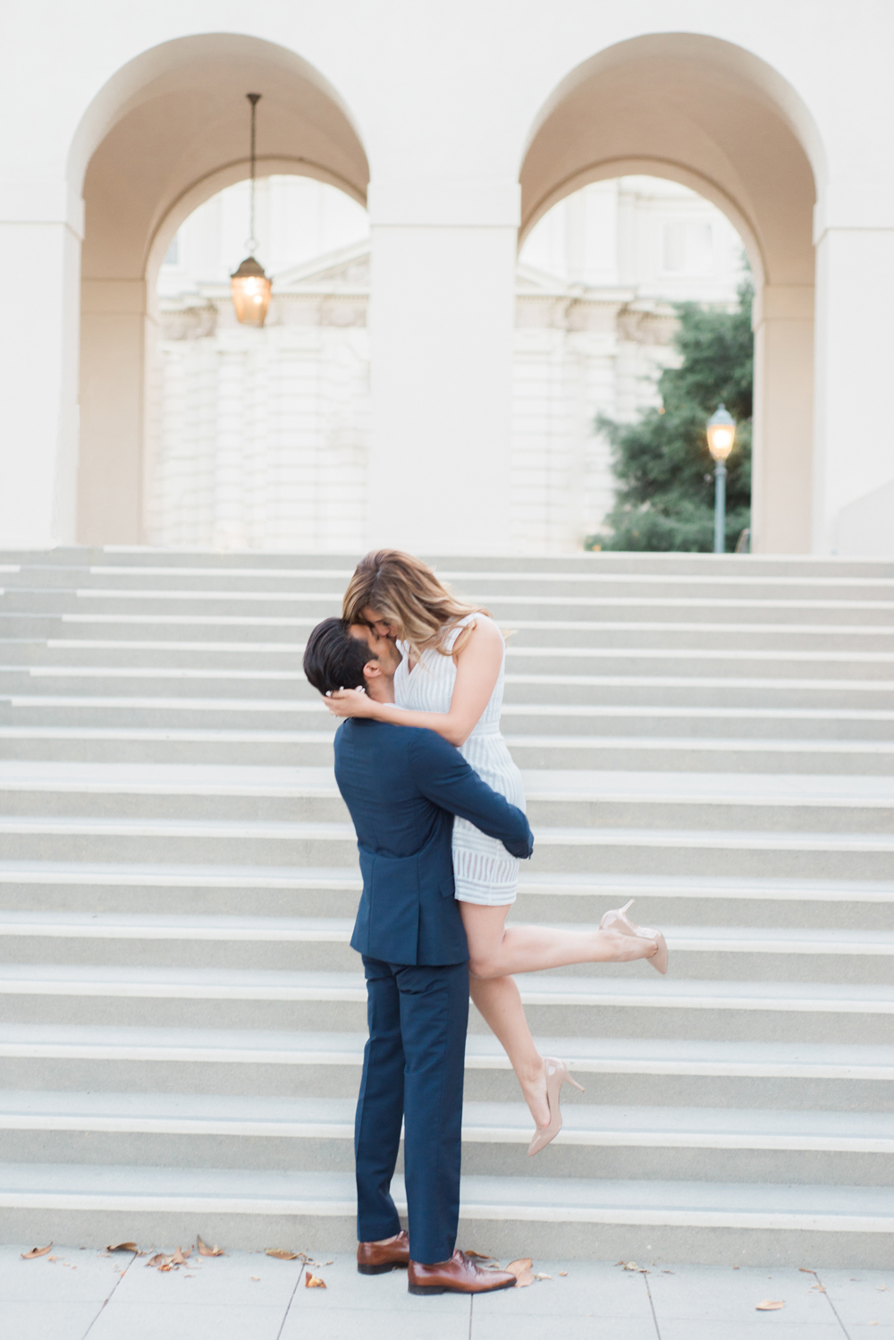 pasadena_city_hall_engagement_session_los_angeles_wedding_photography-3.jpg