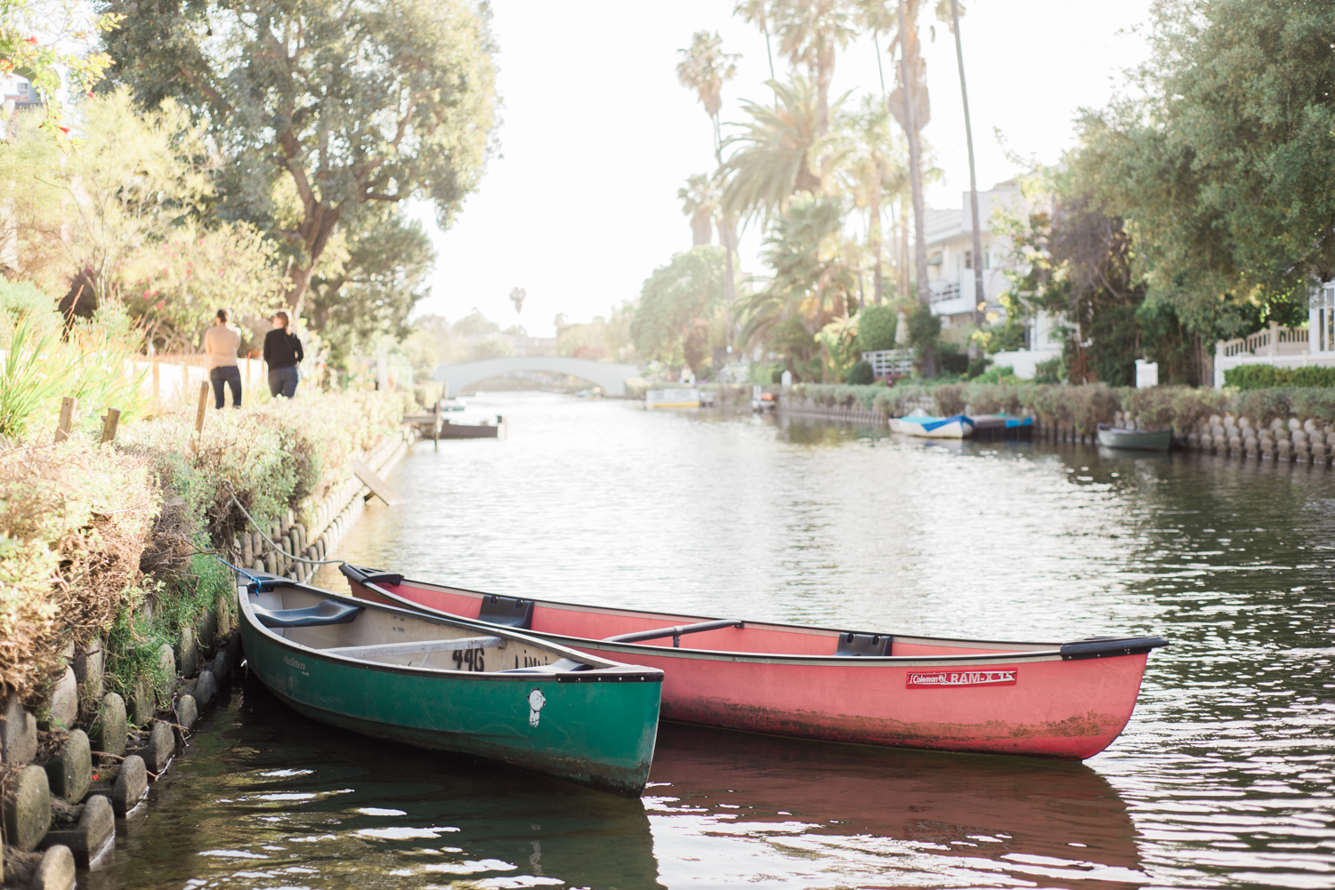 lauren&anthony-venice-canals-engagement-session-photography-los-angeles-wedding-photographer-venice-8.jpg