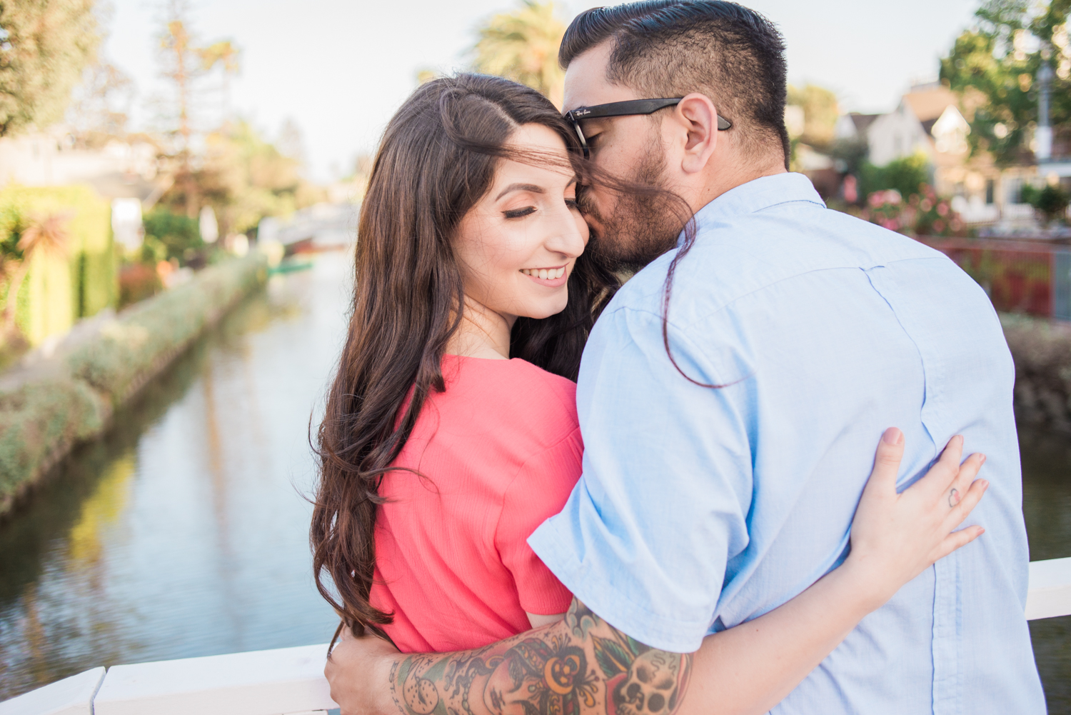 lauren&anthony-venice-canals-engagement-session-photography-los-angeles-wedding-photographer-venice-10.jpg
