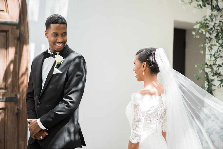 jessica&curtis_the_taglyan_complex_roosevelt_hotel_hollywood_wedding_los_angeles_photographer-19.jpg