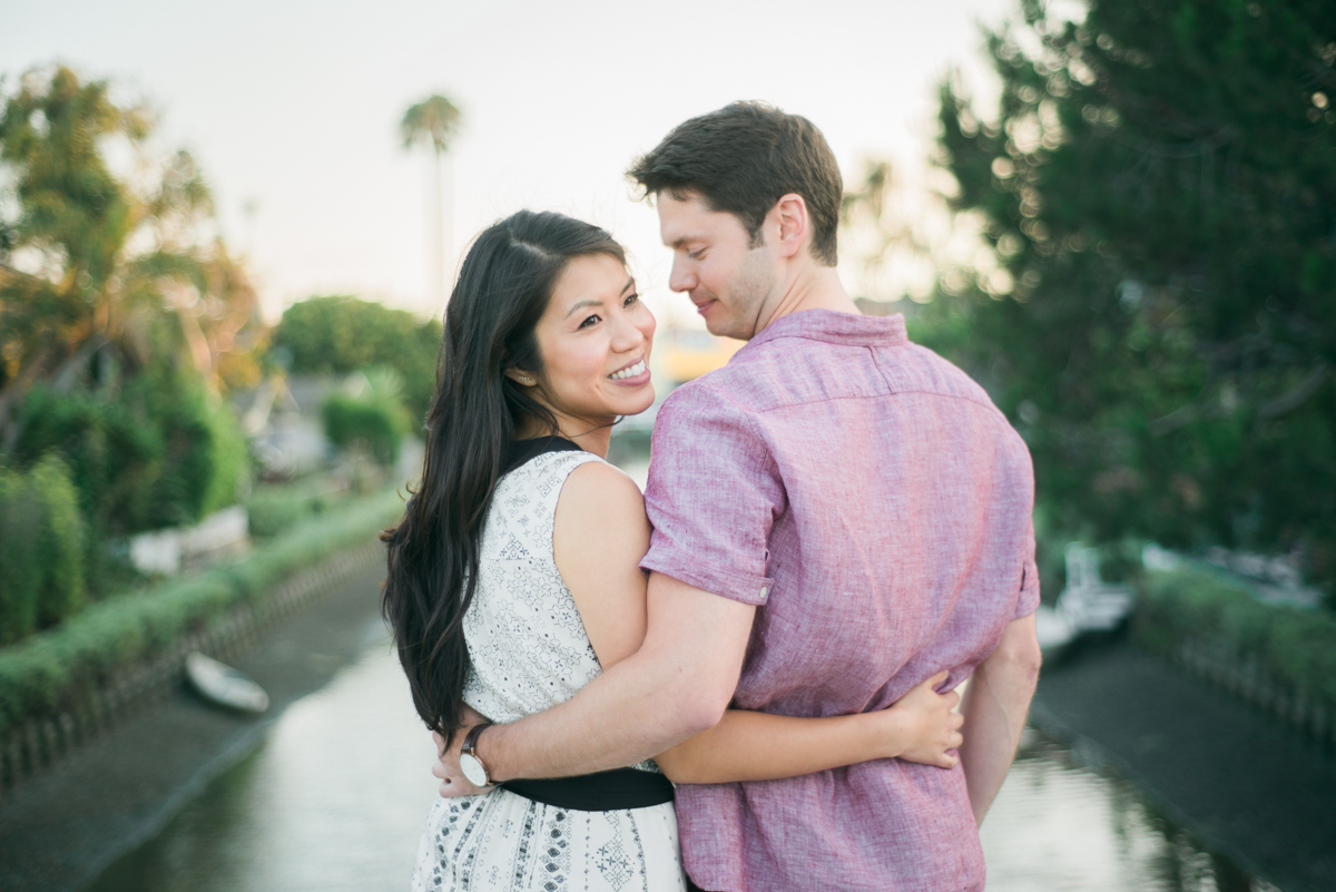 daisy&adam_venice_canals_engagement_session_photography_los_angeles_based_wedding_photographer-22.jpg