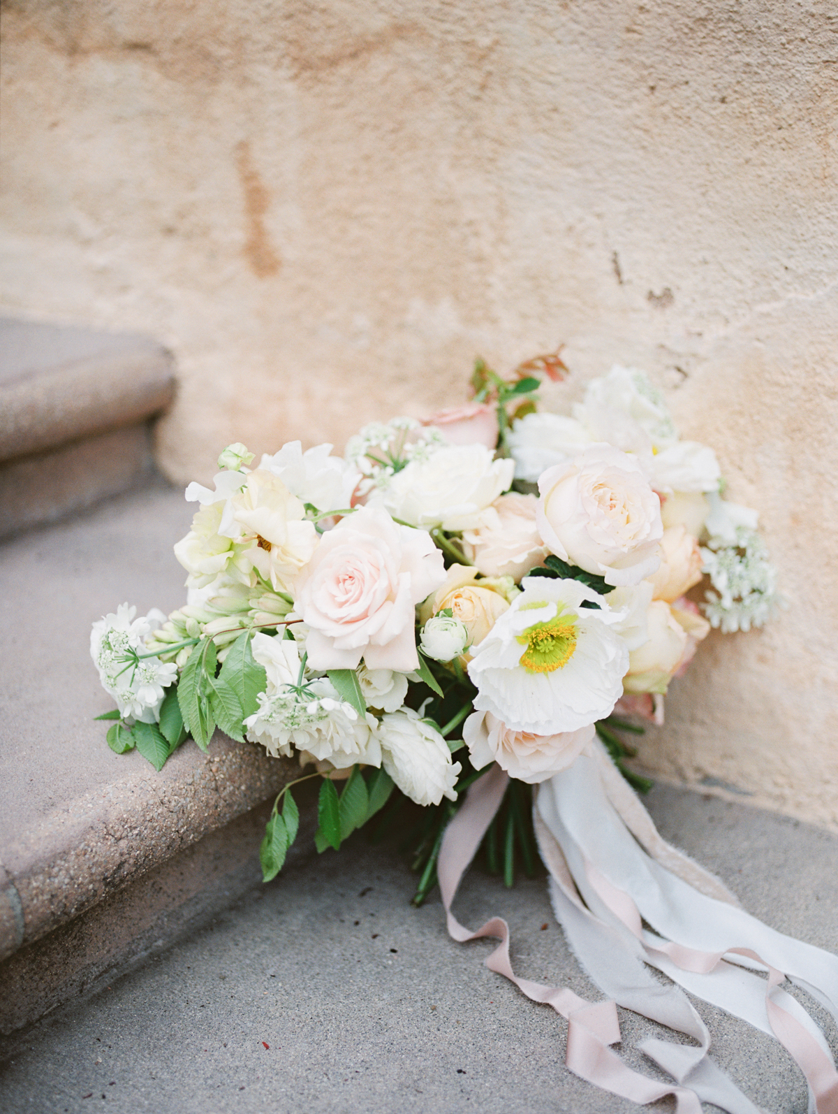 Romantic and airy wedding bouquet
