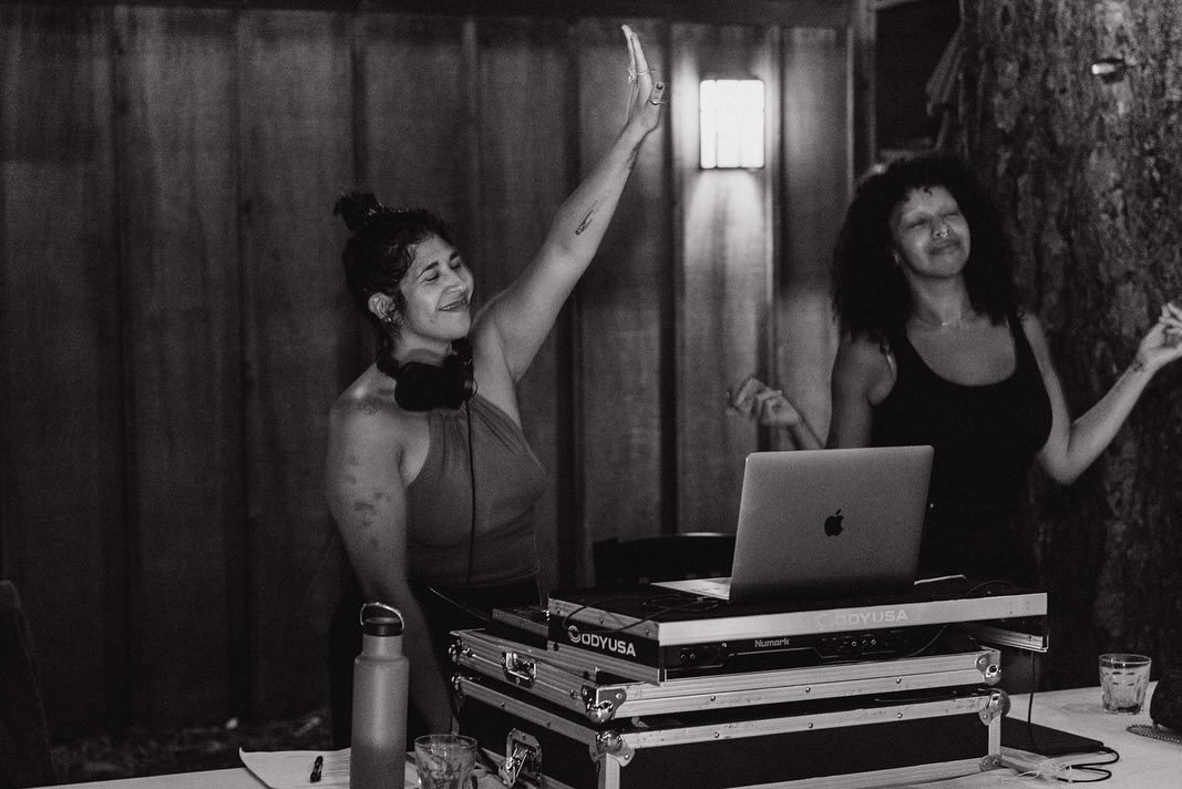 Aren&rsquo;t DJ Paz G and bestie the cutest? For the sweetest couple who wed at Evergreen Lodge at Yosemite last summer 🌲🌞 Occasionally, we need an extra set of hands at an event, and we delight in being a duo. 

Prince, Fleetwood Mac, Depeche Mode