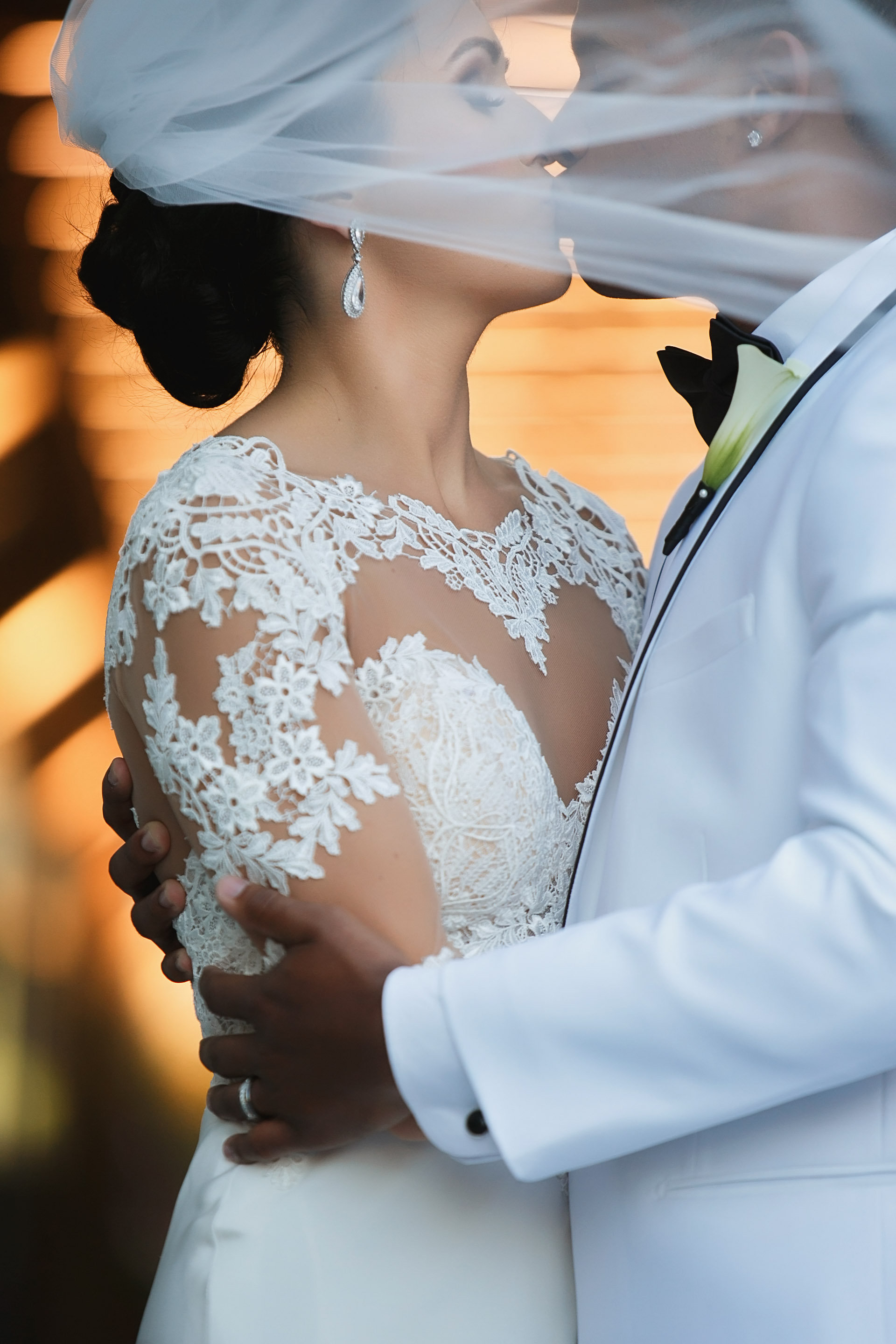 PeacockWedding625.jpg