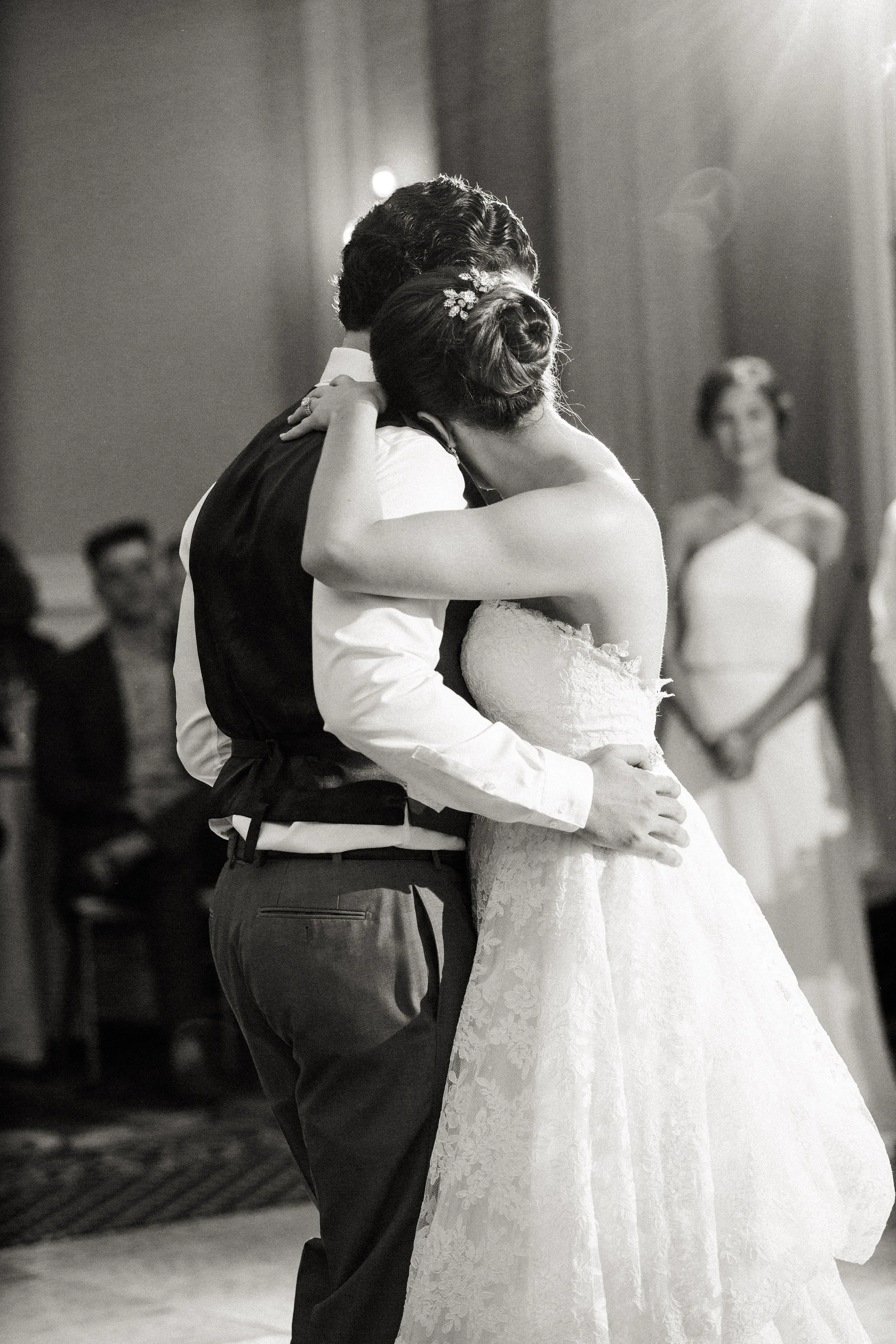 McElravey_Wedding_CarolineLimaPhotography_2018_336.jpg