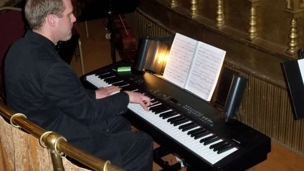 piano.jpg