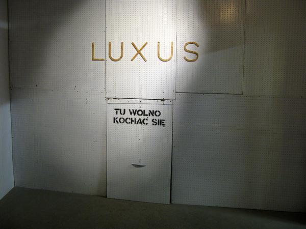 Intro: Luxus