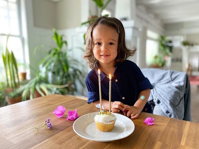 Day-after-birthday birthday photo because you only turn 2 twice (and because lighting is better). 🎂