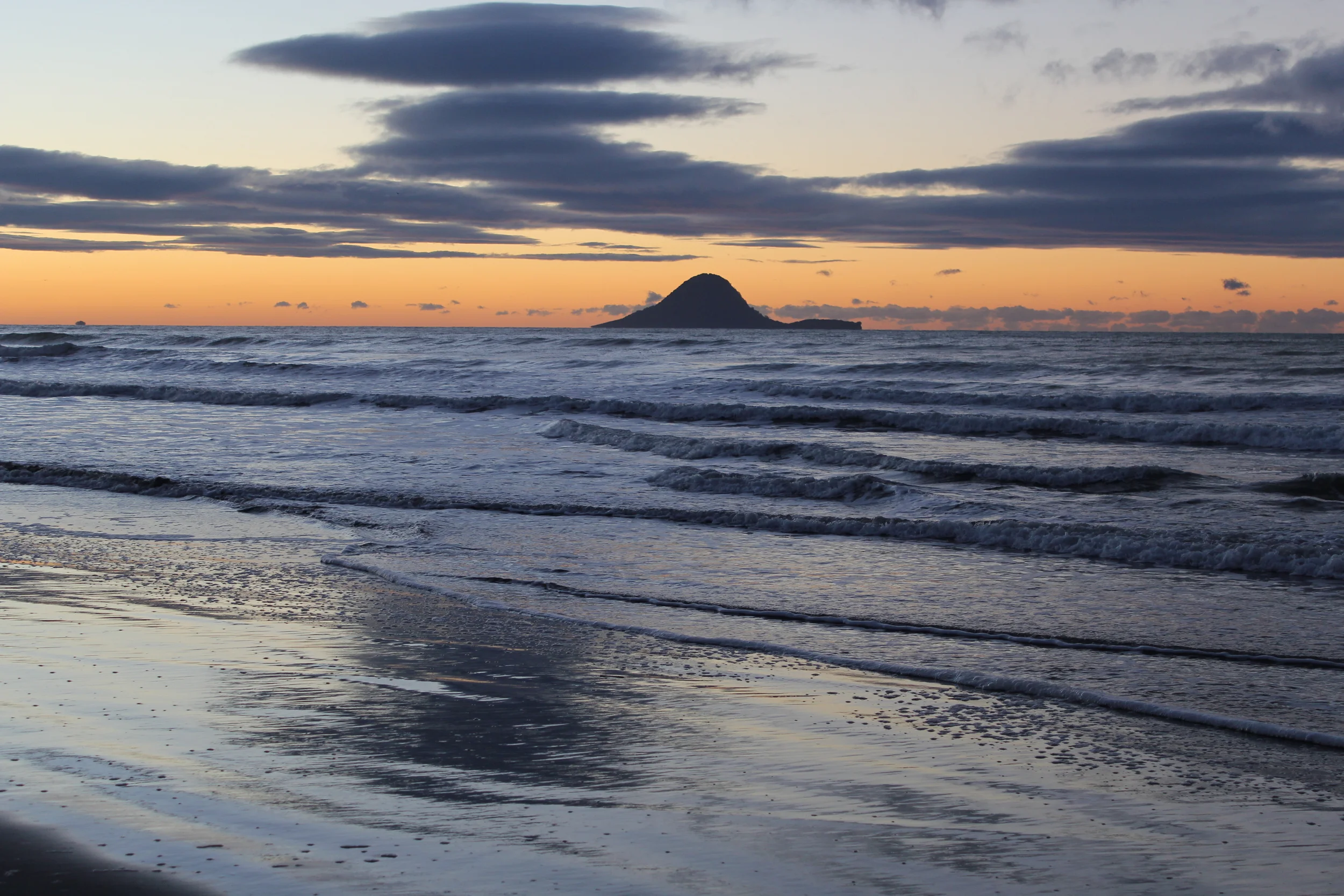 Beautiful Ohope Beach at sunset during the winter.&nbsp;