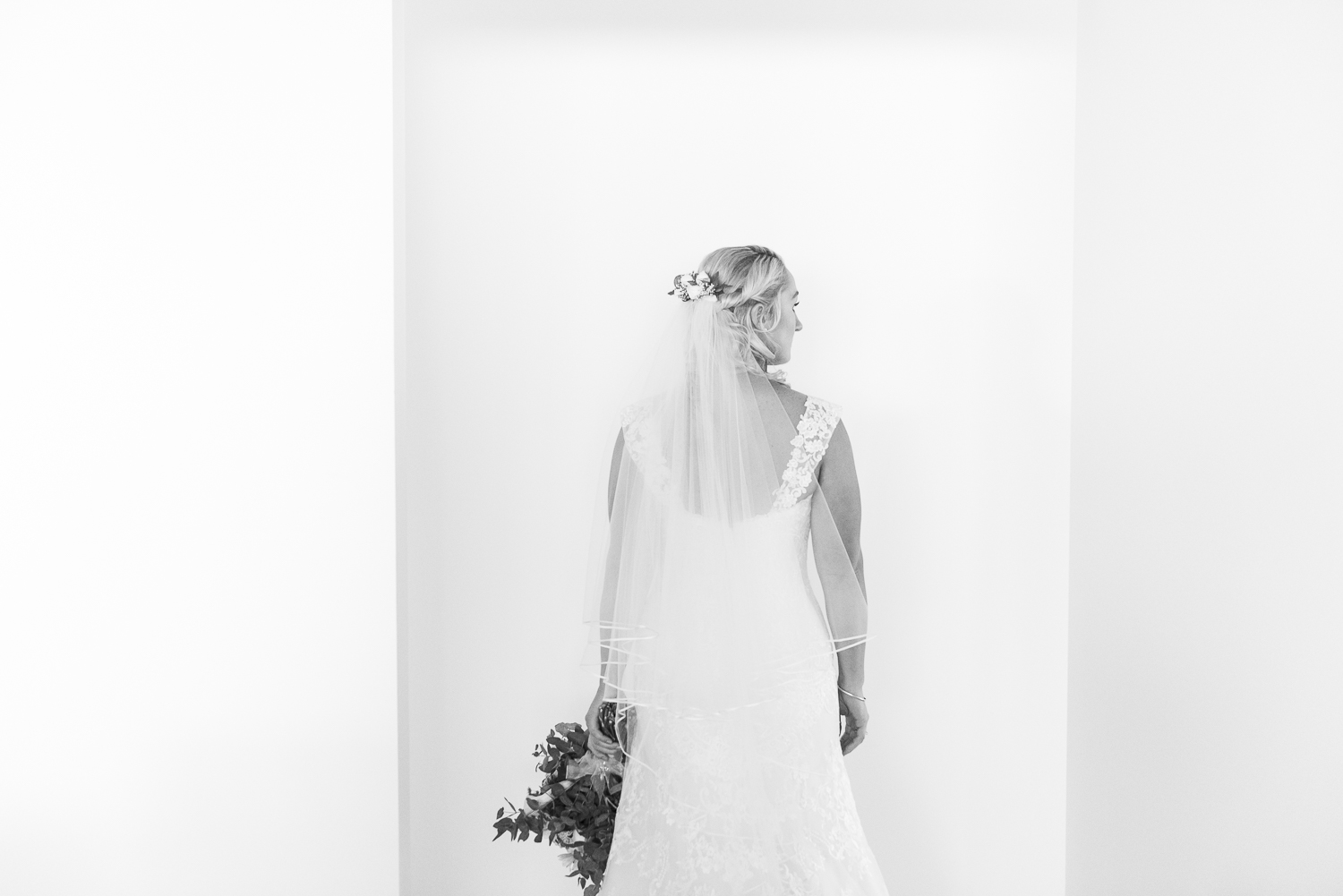 Roelands Backyard Wedding-15.jpg