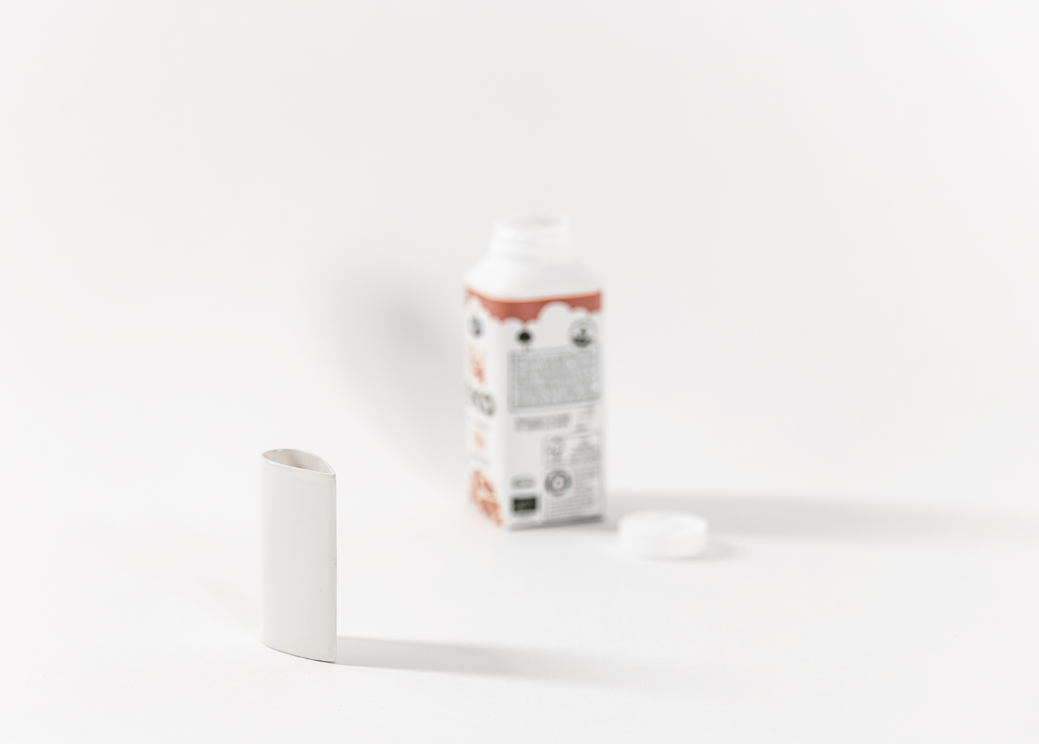 DROPP_ceramic_milk_web.jpg