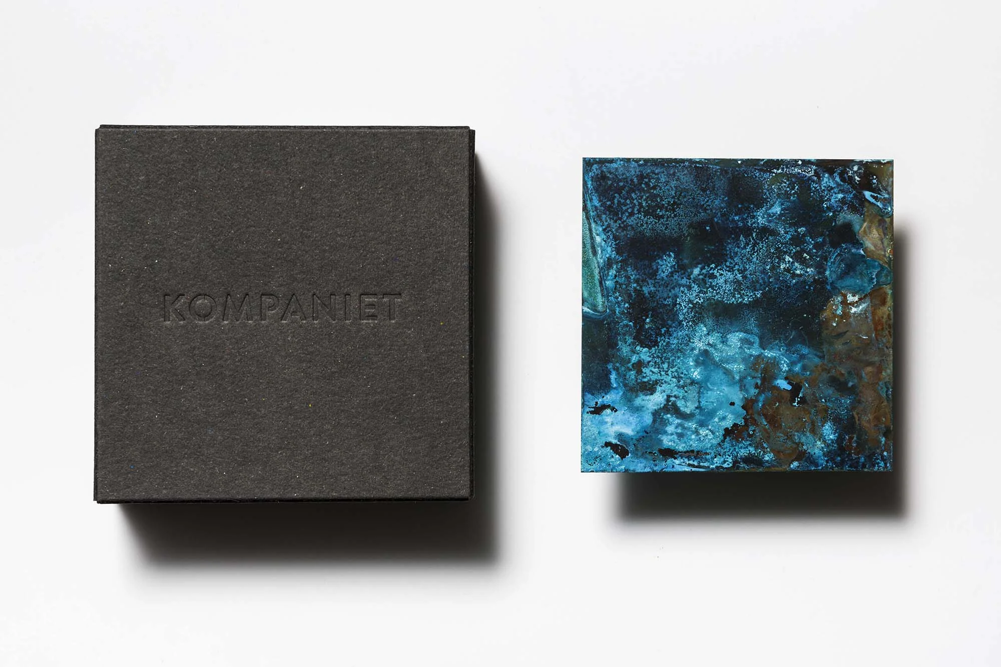 pH wall decoration Material: copper h 100 mm, w 100 mm, distance to wall 26 mm Price: 1 piece 400 SEK (gift box included)