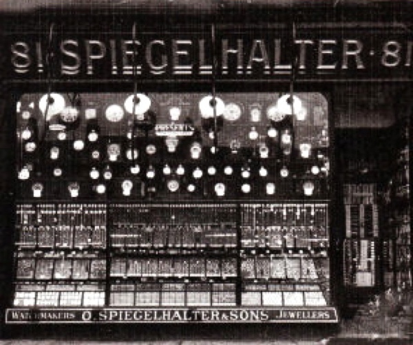 spiegelhalters-circa-1900.jpg