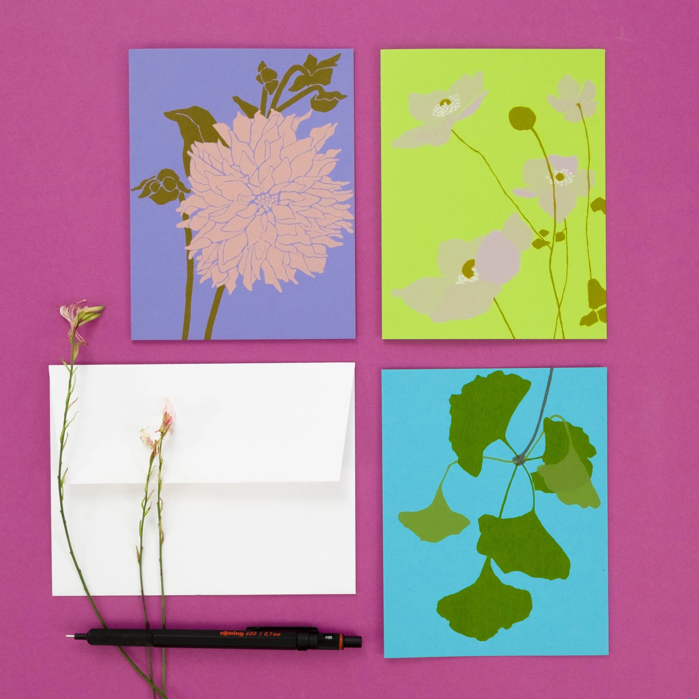 dahlia gingko jap a purple .jpg