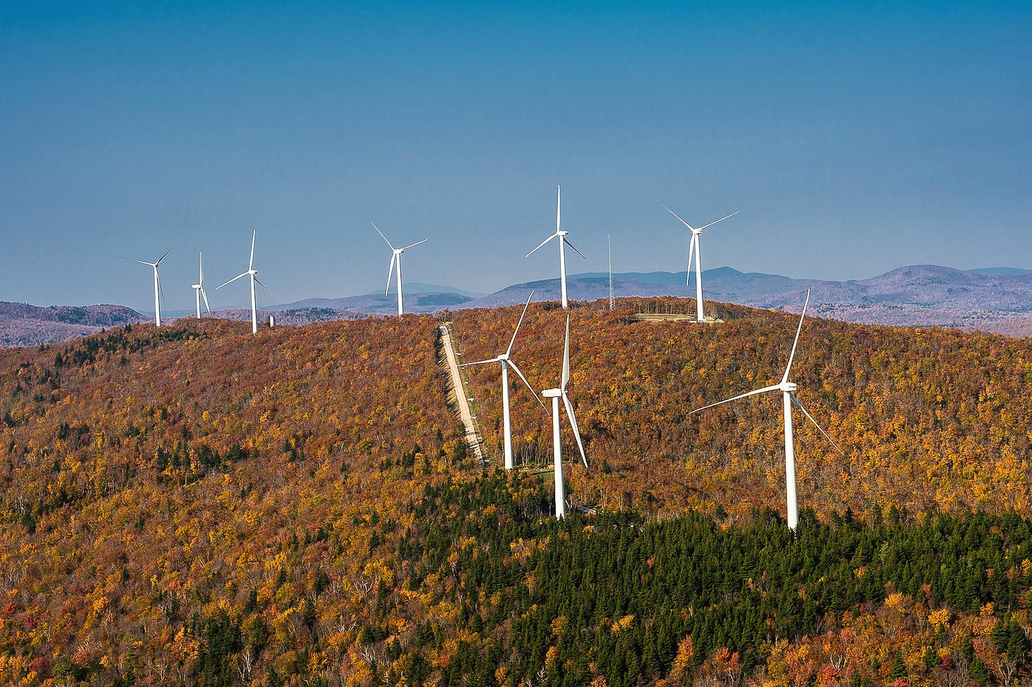 014-323_121005_HOOSAC_Wind_Farm_Aerial.jpg