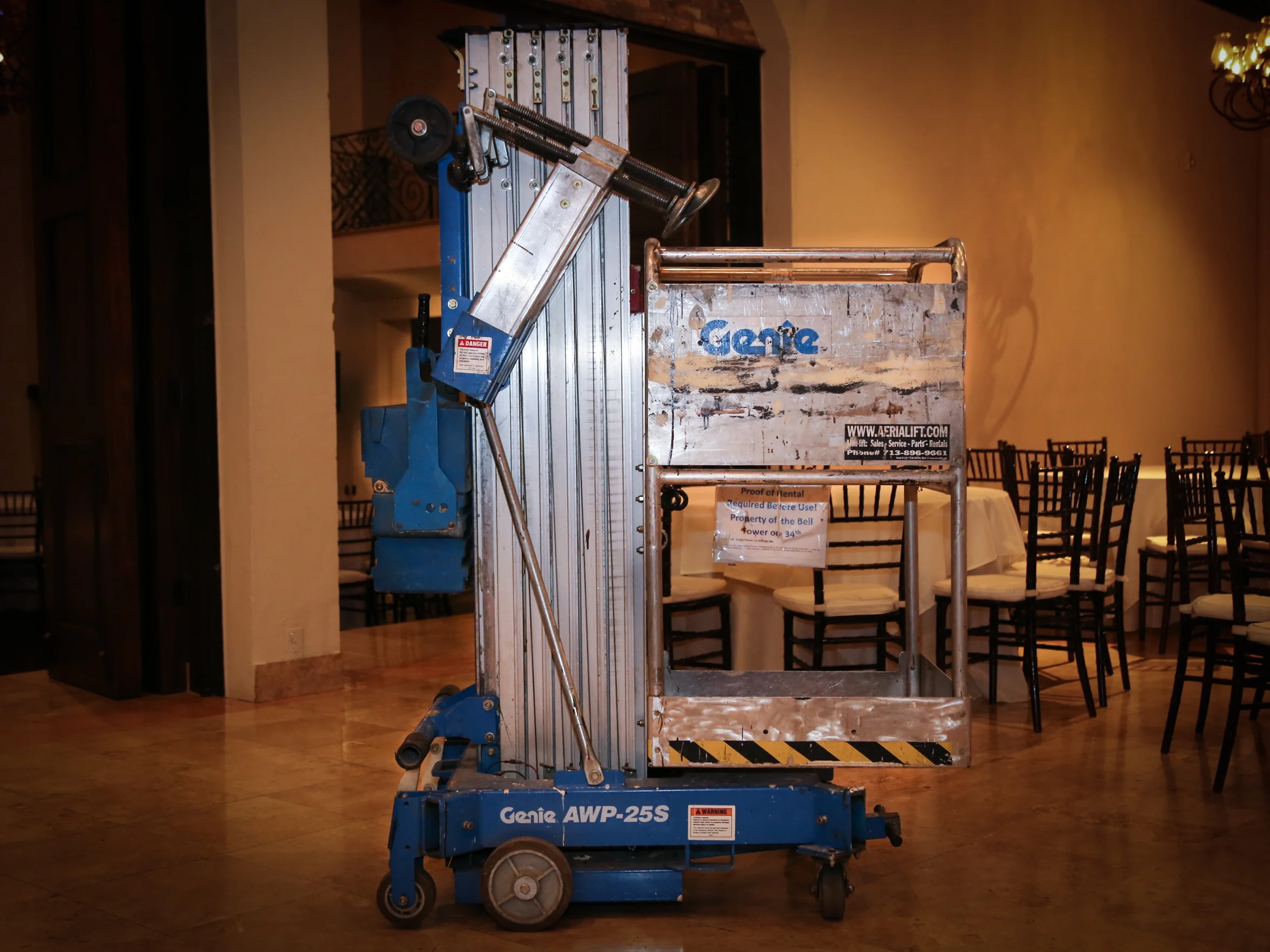 Scissor Lift - One Person Lift $250