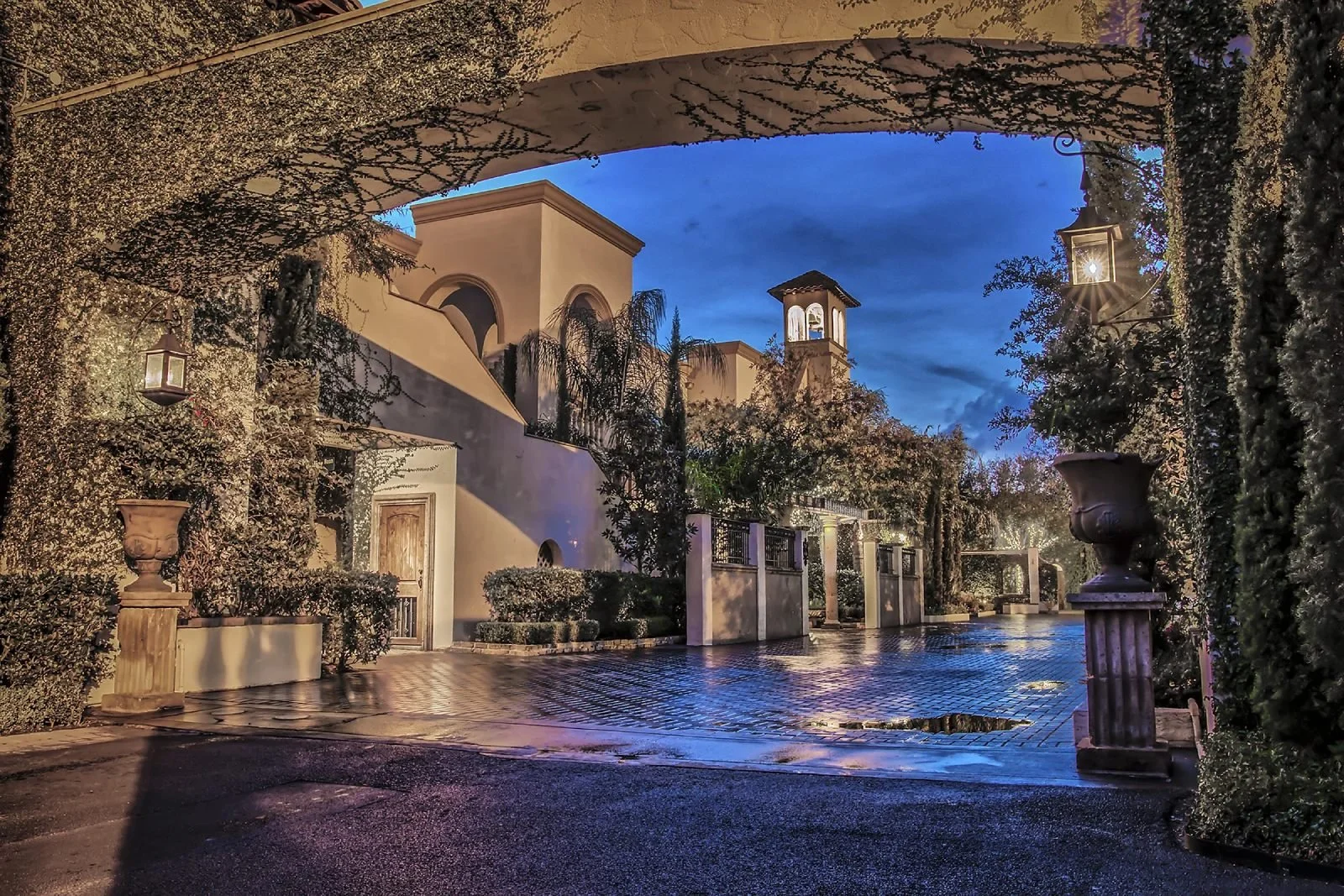 The Bell Tower on 34th is one of Houston, TX best corporate event venues, helping you host Corporate Events, Birthday Parties, Special Events, and Private Event Spaces.