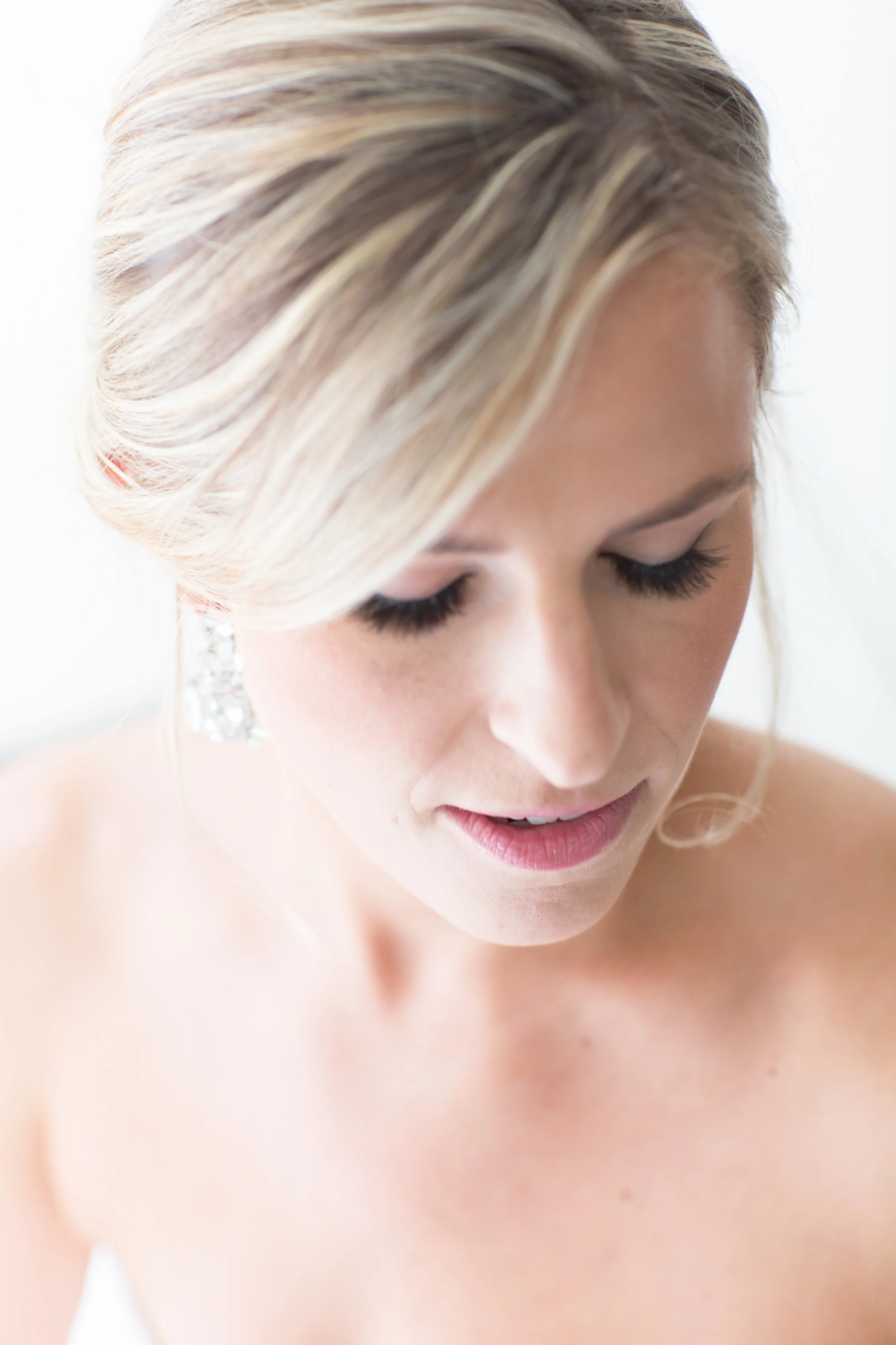 aliciaanddanmarried-215.jpg