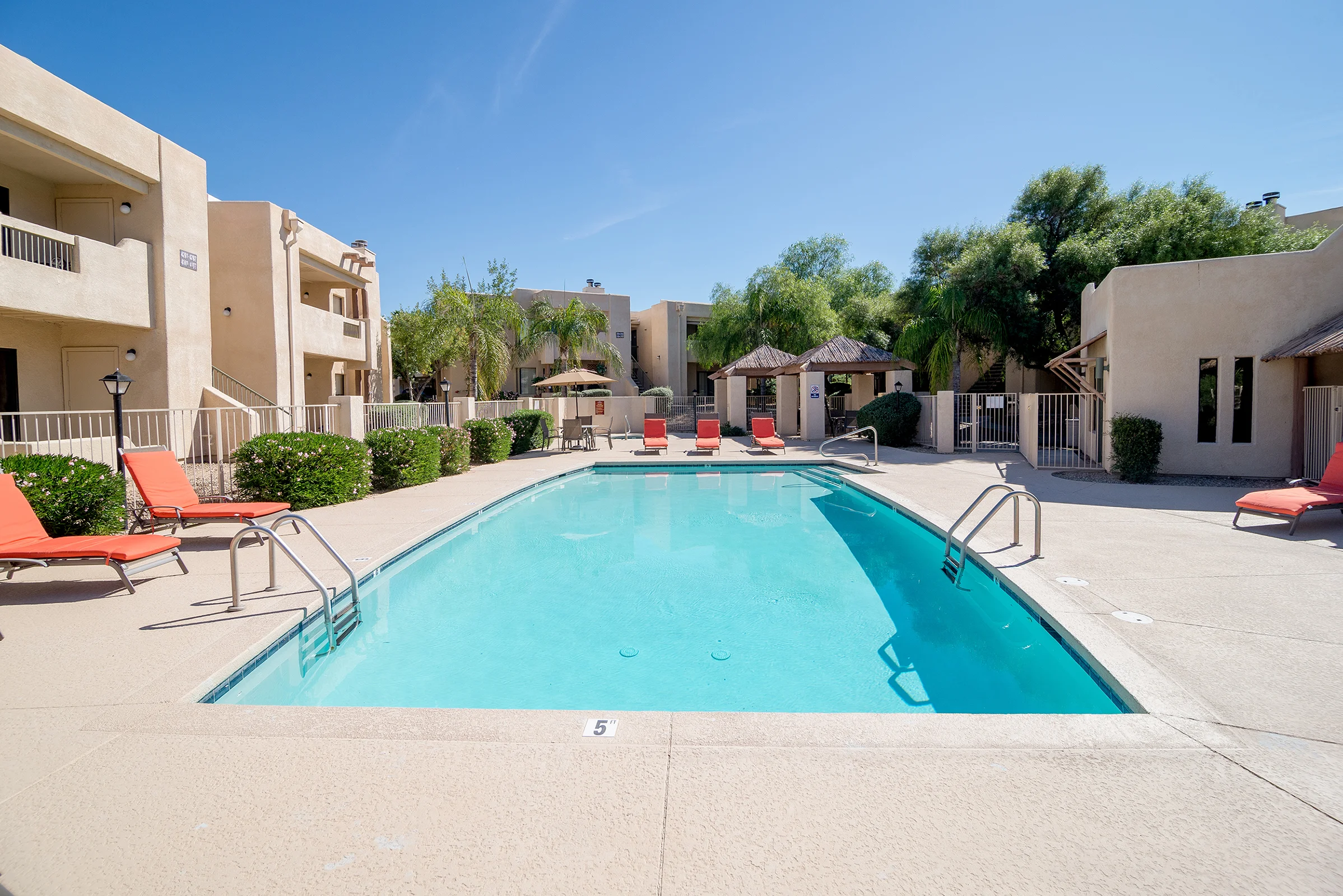 Casa Madera / Siena Villas Apartments