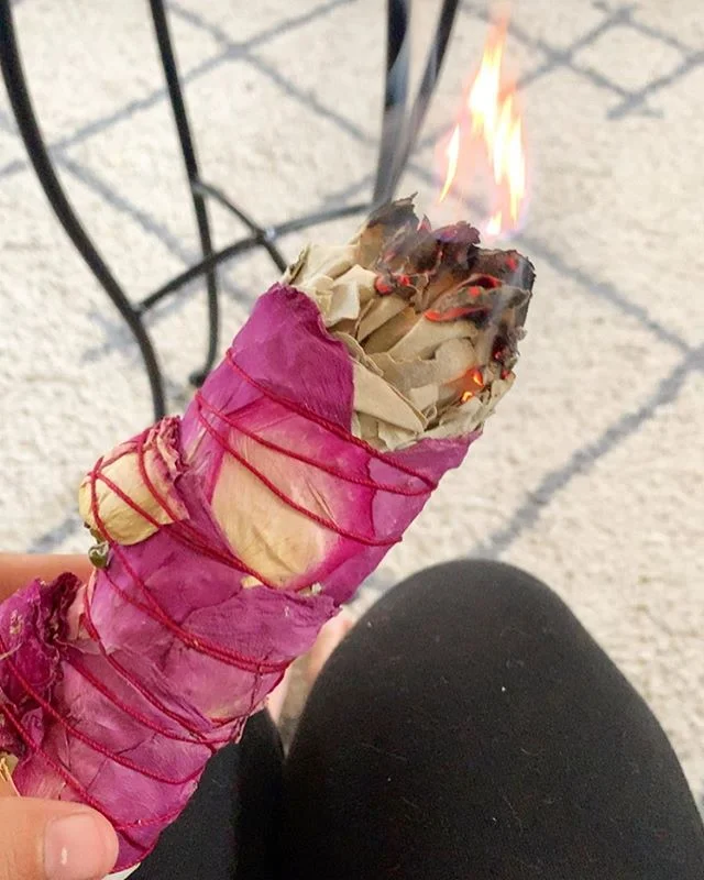 #maymagick2019 
Day 13 :: Listen

Today&rsquo;s listening...
✨When my body asks for just a moment more on the pillow, then some water, then a slow stretch
✨When talking to a friend with a broken heart, listening to her, as she listens to her own body