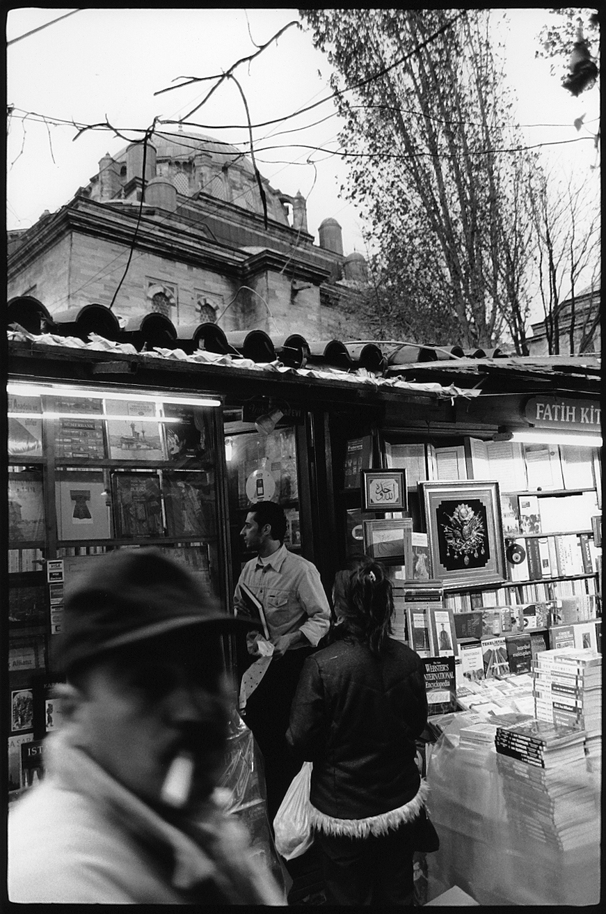 Booksellers, Istanbul, 2001